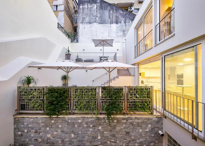 Avenue Garden Aparthotel 4*