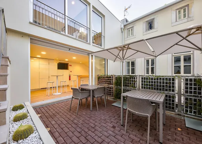 Apart Otel Avenue Garden 4*