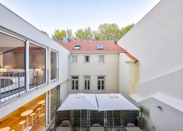 Aparthotel Avenue Garden 4*