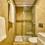 Avenue Garden 4*