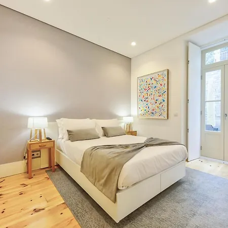 Aparthotel Avenue Garden 4*