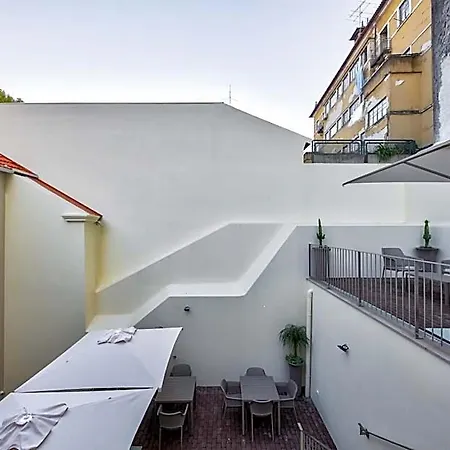 Avenue Garden 4* Κοΐμπρα