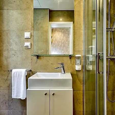 Avenue Garden Hotel apartamentowy 4*