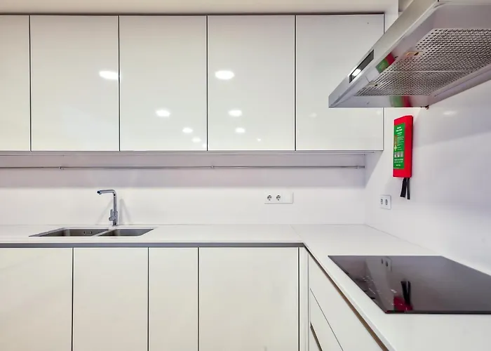 アパートホテル Avenue Garden 4*